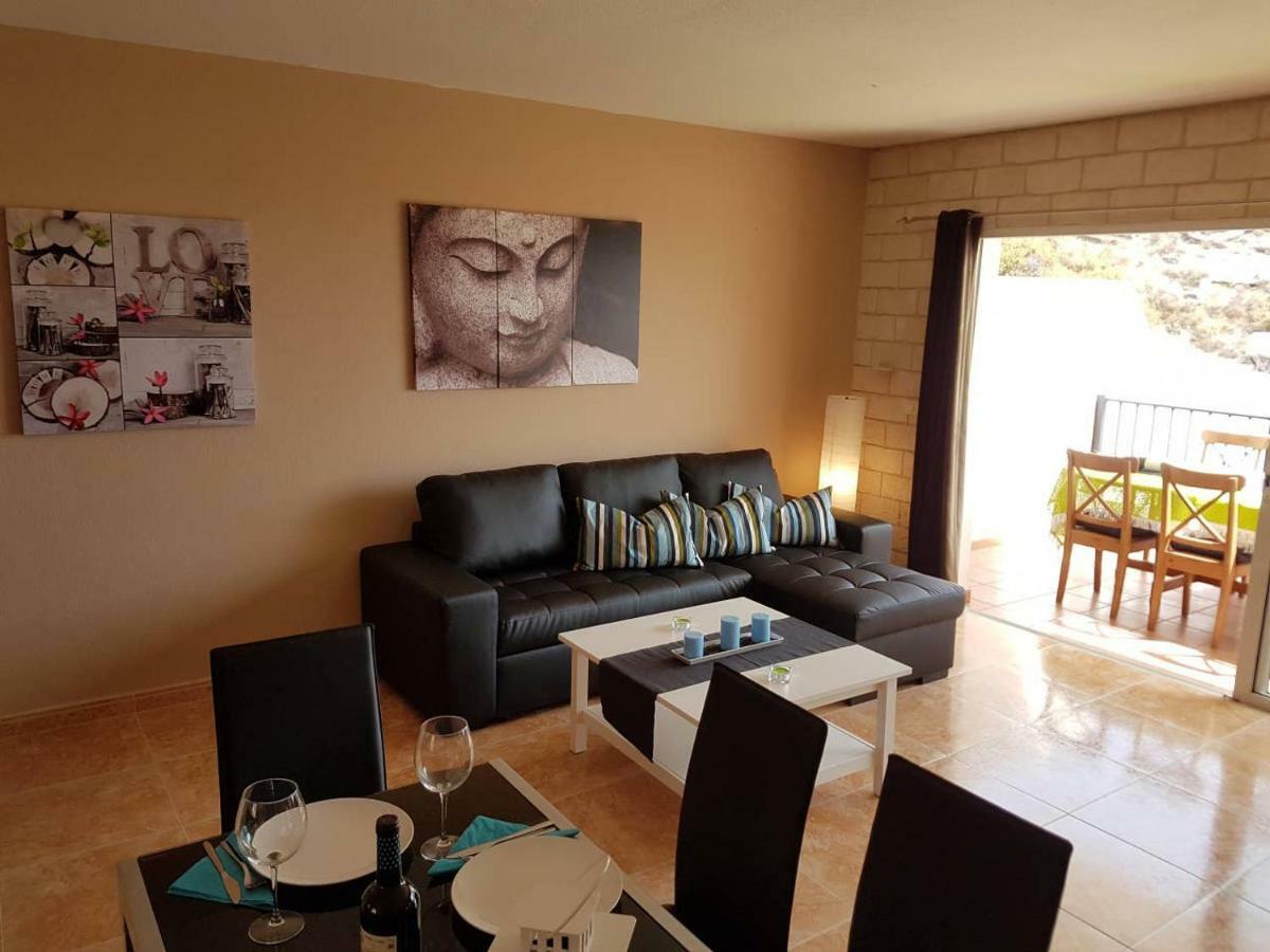 Villa Roque del Conde 3 with fantastic sea view, terrace, pool, Wifi, SAT-TV, garage Costa Adeje  Exterior foto