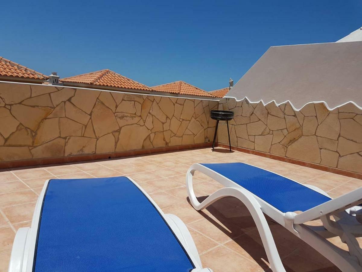 Villa Roque del Conde 3 with fantastic sea view, terrace, pool, Wifi, SAT-TV, garage Costa Adeje  Exterior foto