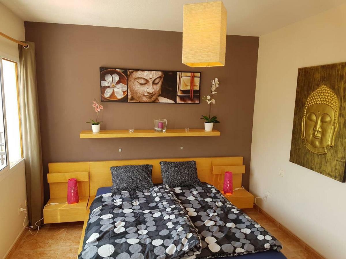 Villa Roque del Conde 3 with fantastic sea view, terrace, pool, Wifi, SAT-TV, garage Costa Adeje  Exterior foto